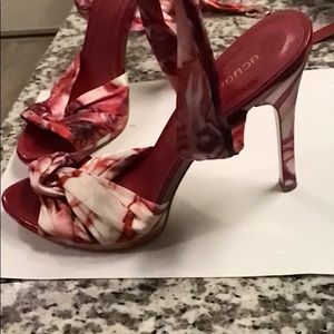 Beautiful BCBGenerarion laces sandals